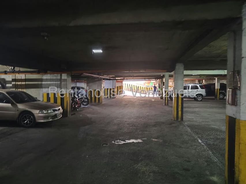 Comercial (Estacionamiento) en Venta en Parroquia Santa Rosalia, Distrito Metropolitano