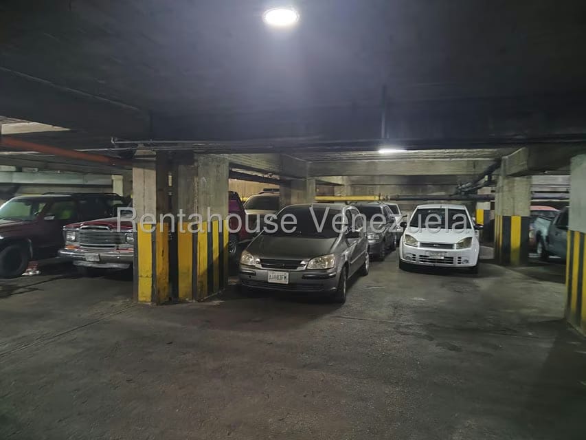 Comercial (Estacionamiento) en Venta en Parroquia Santa Rosalia, Distrito Metropolitano - 3