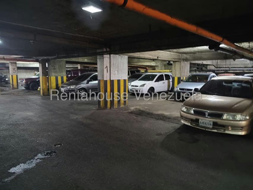 Comercial (Estacionamiento) en Venta en Parroquia Santa Rosalia, Distrito Metropolitano - 4