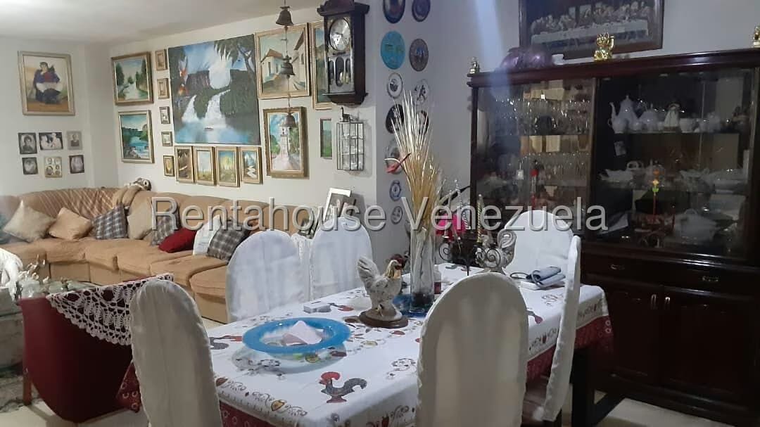Apartamento (1 Nivel) en Venta en Las Delicias de Sabana Grande, Distrito Metropolitano - 3