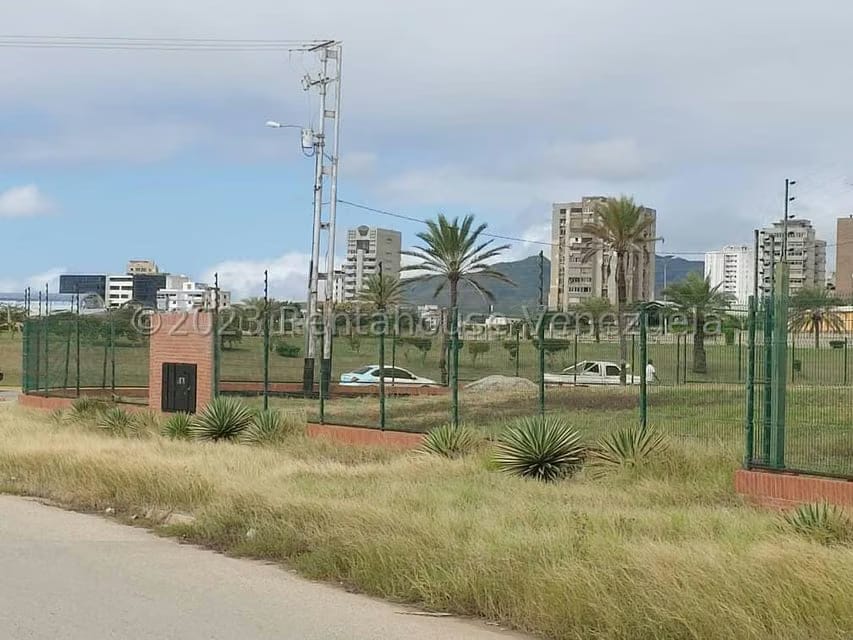 Terreno (Comercial) en Venta en Porlamar, Nueva Esparta - 11