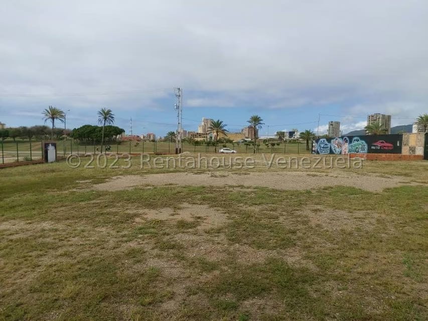 Terreno (Comercial) en Venta en Porlamar, Nueva Esparta - 4