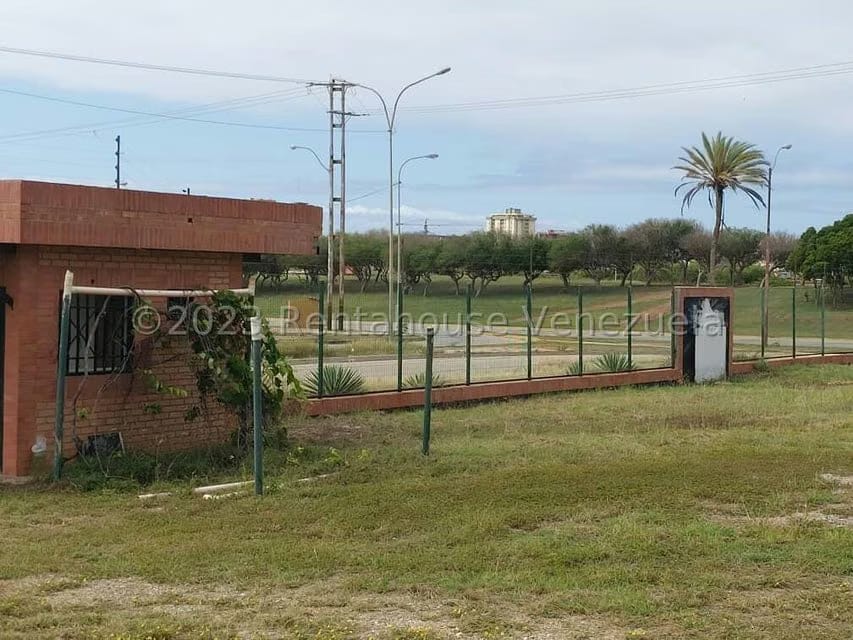 Terreno (Comercial) en Venta en Porlamar, Nueva Esparta - 8