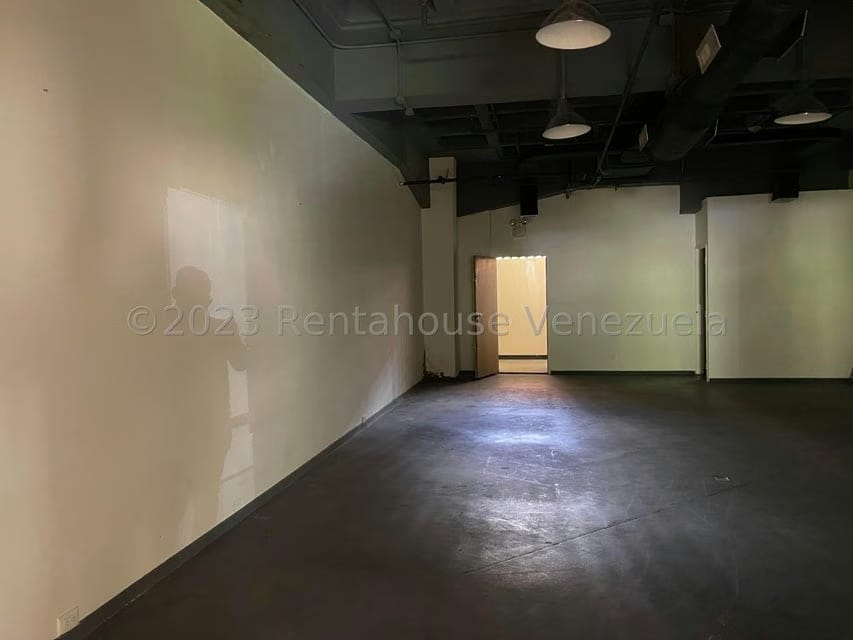 Comercial (Local Comercial) en Alquiler en Manzanares, Distrito Metropolitano - 5