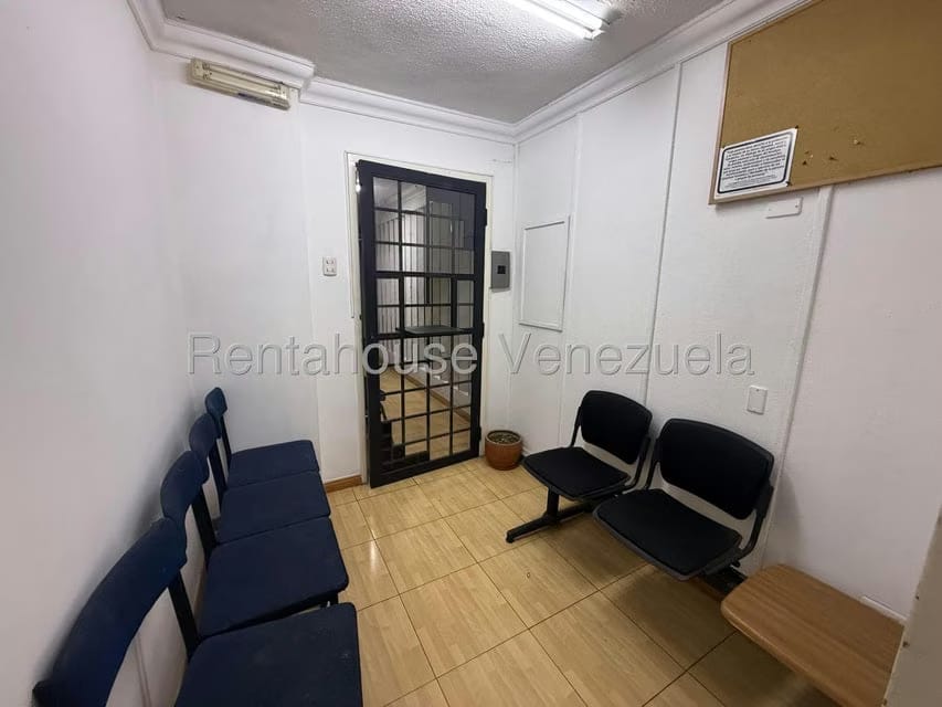 Comercial (Oficina) en Alquiler en Sabana Grande, Distrito Metropolitano - 2