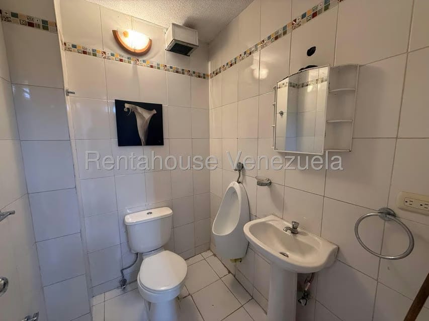 Comercial (Oficina) en Alquiler en Sabana Grande, Distrito Metropolitano - 8