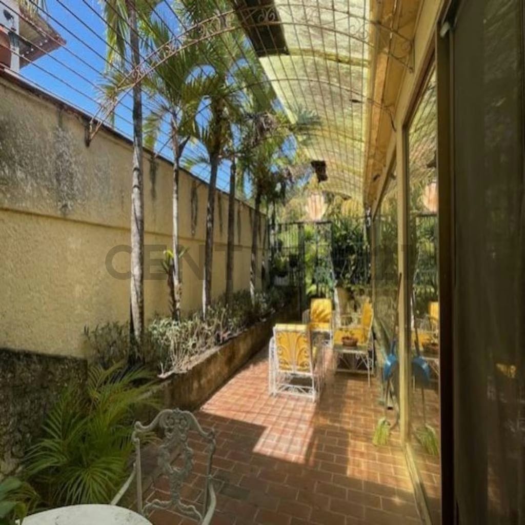 Casa en Venta en Prados del Este, excelente oportunidad - 2