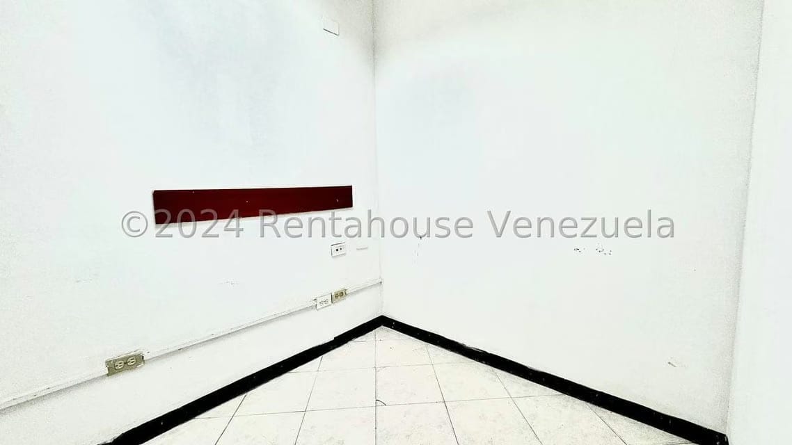 Comercial (Local Comercial) en Alquiler en Bello Monte, Distrito Metropolitano - 11