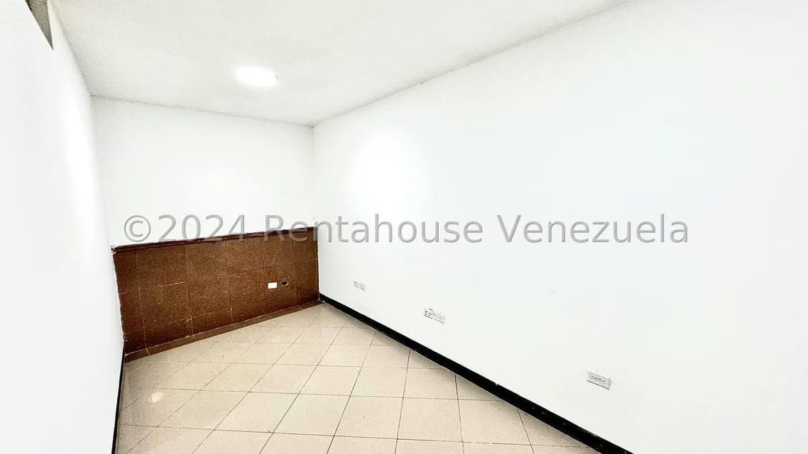 Comercial (Local Comercial) en Alquiler en Bello Monte, Distrito Metropolitano - 16