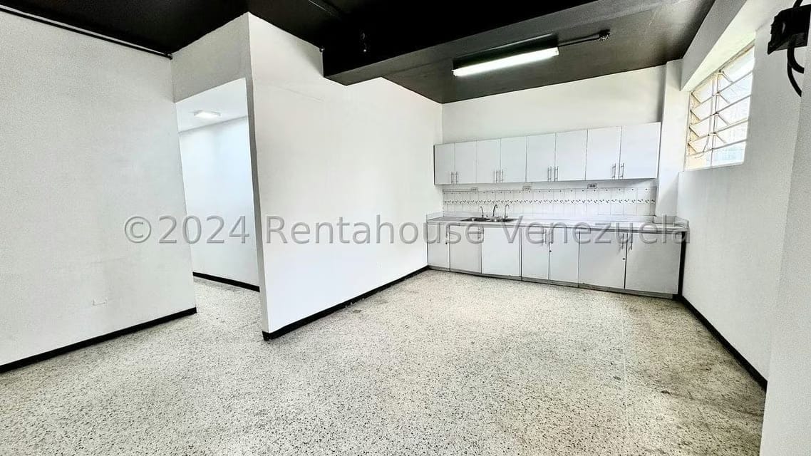 Comercial (Local Comercial) en Alquiler en Bello Monte, Distrito Metropolitano - 27