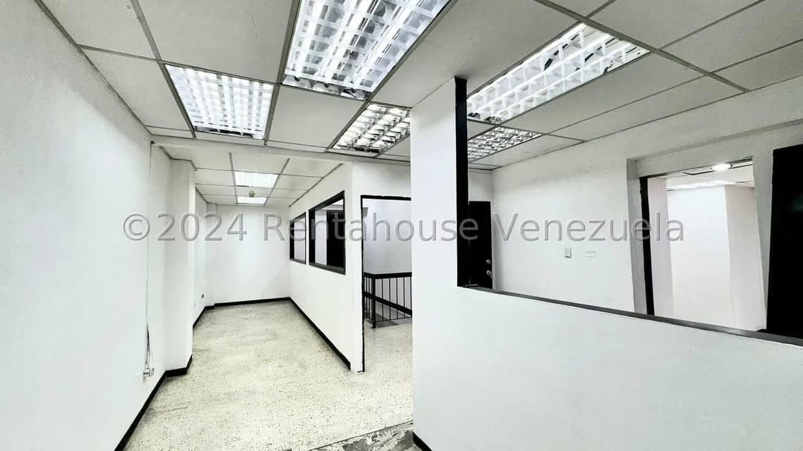 Comercial (Local Comercial) en Alquiler en Bello Monte, Distrito Metropolitano - 7