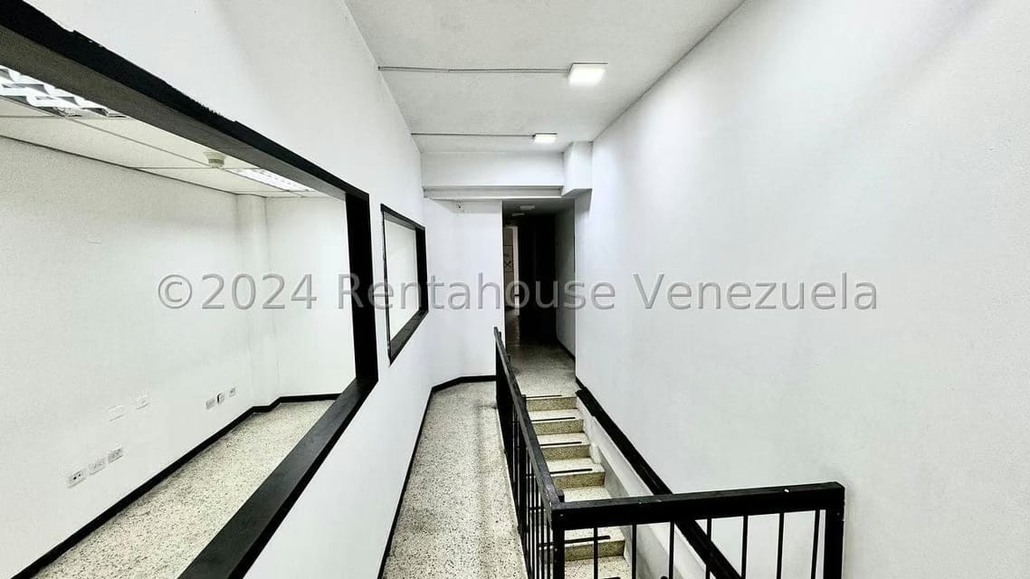 Comercial (Local Comercial) en Alquiler en Bello Monte, Distrito Metropolitano - 8