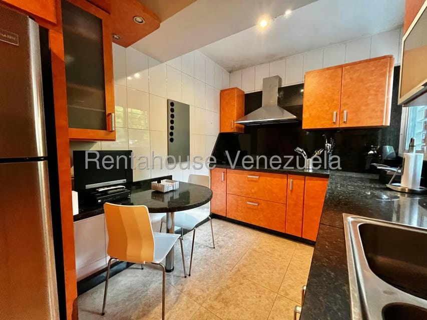 Apartamento (1 Nivel) en Venta en Solar del Hatillo, Distrito Metropolitano - 20
