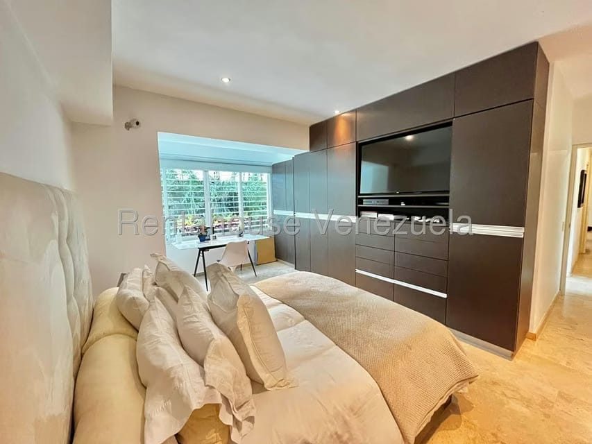 Apartamento (1 Nivel) en Venta en Solar del Hatillo, Distrito Metropolitano - 28