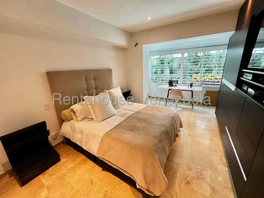 Apartamento (1 Nivel) en Venta en Solar del Hatillo, Distrito Metropolitano - 30