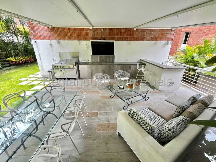 Apartamento (1 Nivel) en Venta en Solar del Hatillo, Distrito Metropolitano - 48