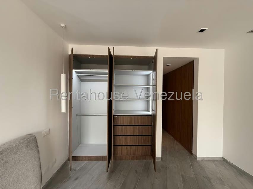 Apartamento (1 Nivel) en Venta en Las Mercedes, Distrito Metropolitano - 17