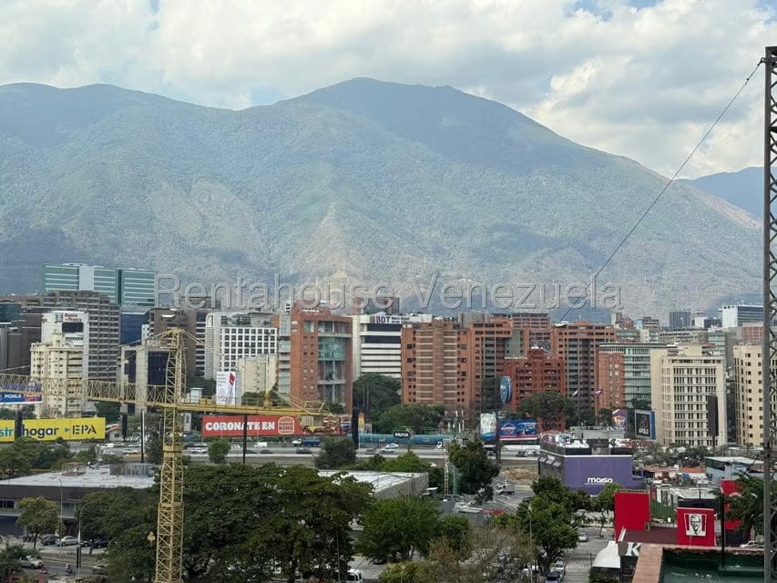 Apartamento (1 Nivel) en Venta en Las Mercedes, Distrito Metropolitano - 24