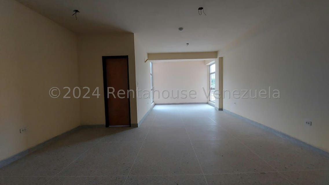 Comercial (Local Comercial) en Alquiler en Las Acacias, Carabobo - 12