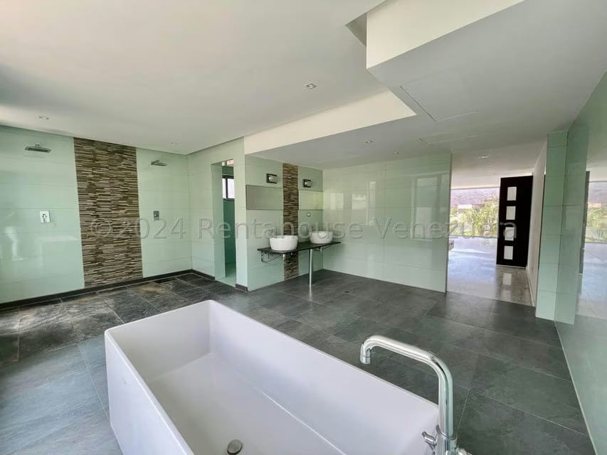 Casa (Multipes Niveles) en Venta en El Castaño (Zona Privada), Aragua - 31