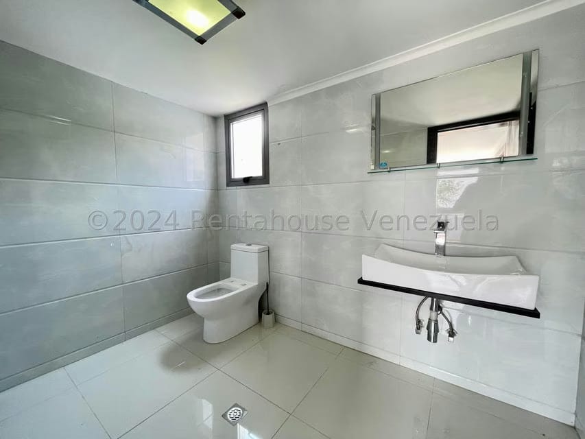 Casa (Multipes Niveles) en Venta en El Castaño (Zona Privada), Aragua - 41