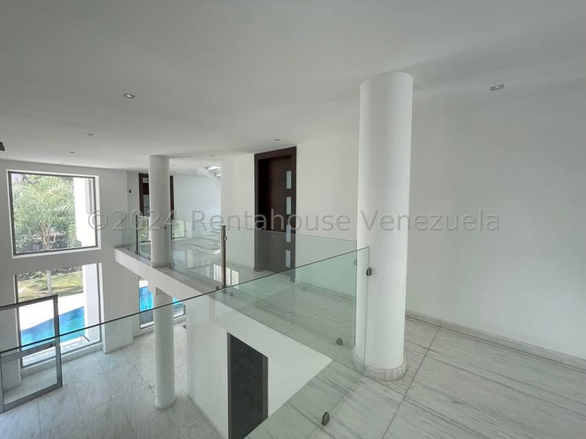 Casa (Multipes Niveles) en Venta en El Castaño (Zona Privada), Aragua - 9