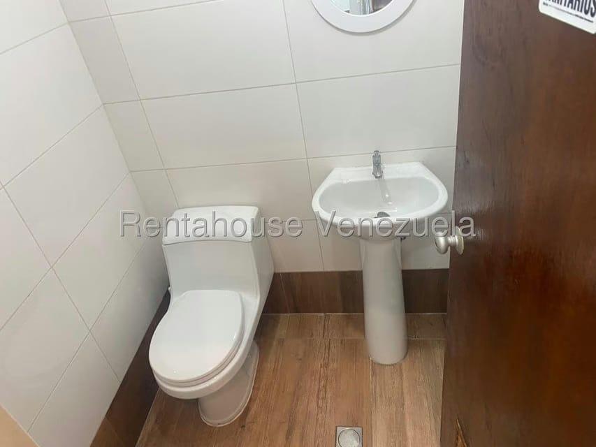 Comercial (Local Comercial) en Alquiler en Prebo I, Carabobo - 12