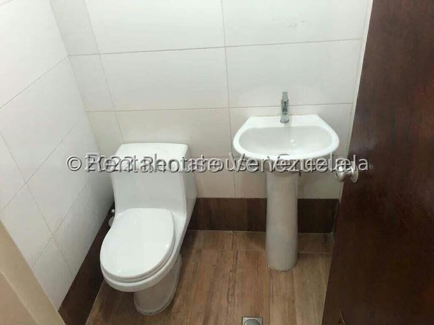 Comercial (Local Comercial) en Alquiler en Prebo I, Carabobo - 15