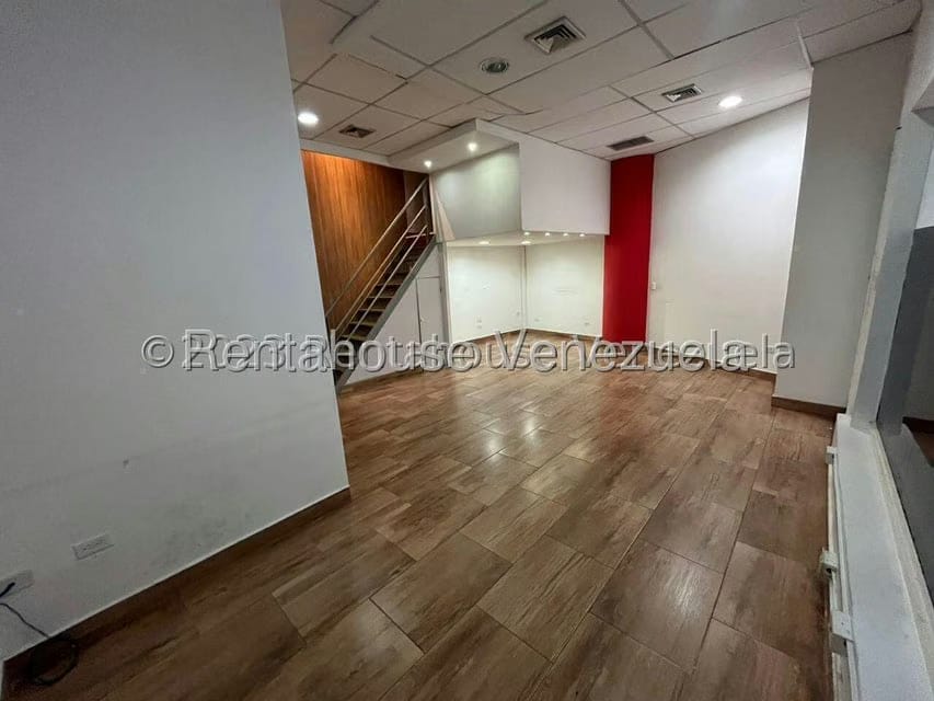 Comercial (Local Comercial) en Alquiler en Prebo I, Carabobo - 16