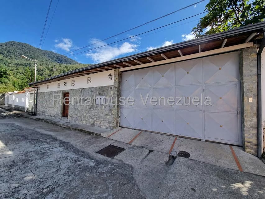 Casa (Multipes Niveles) en Venta en La Pedregosa, Merida