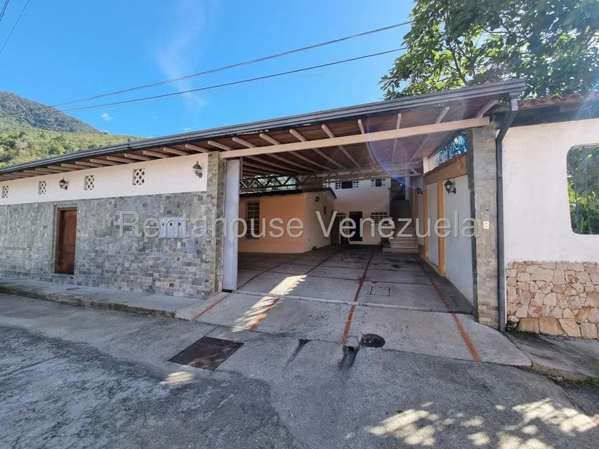 Casa (Multipes Niveles) en Venta en La Pedregosa, Merida - 2