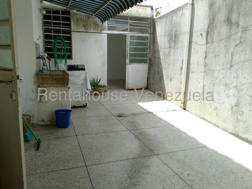 Casa (1 Nivel) en Venta en El Marques, Distrito Metropolitano - 19
