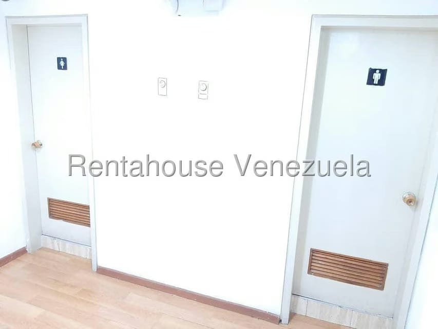 Comercial (Oficina) en Alquiler en Chuao, Distrito Metropolitano - 12
