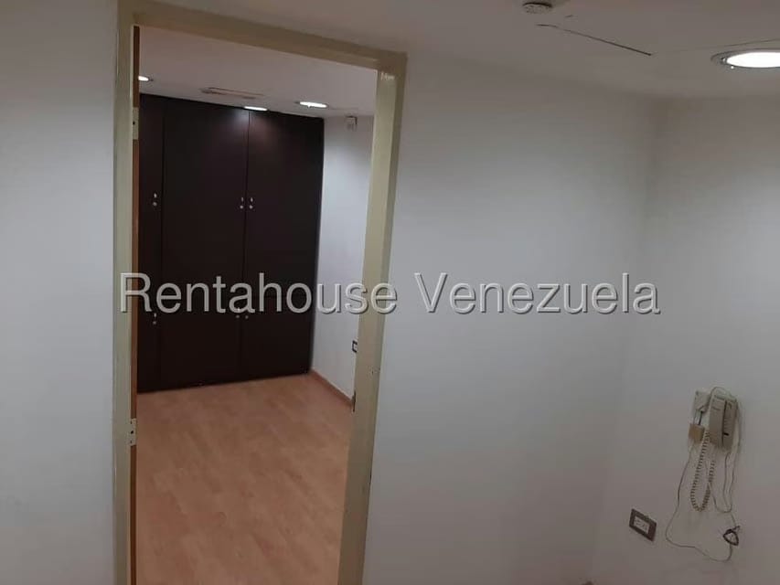 Comercial (Oficina) en Alquiler en Chuao, Distrito Metropolitano - 6