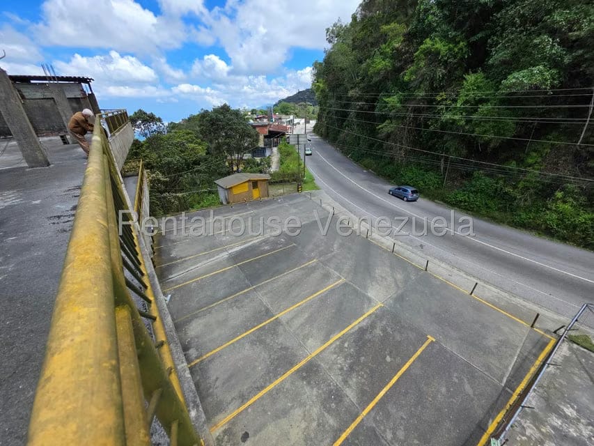 Comercial (Local Comercial) en Alquiler en El Junquito, Distrito Metropolitano - 12
