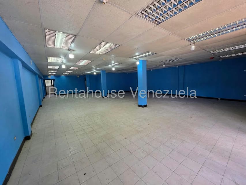 Comercial (Local Comercial) en Alquiler en El Junquito, Distrito Metropolitano - 4