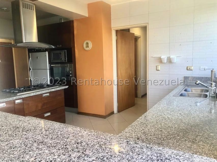 Apartamento (1 Nivel) en Venta en La Tahona, Distrito Metropolitano - 12