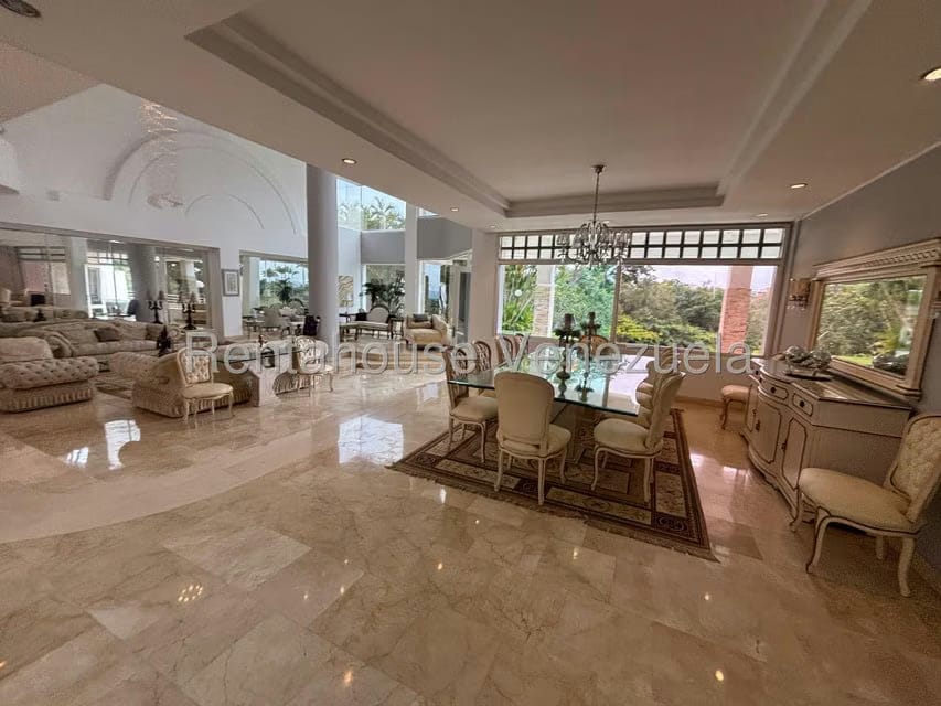 Casa (Duplex) en Venta en Lomas de La Lagunita, Distrito Metropolitano - 11