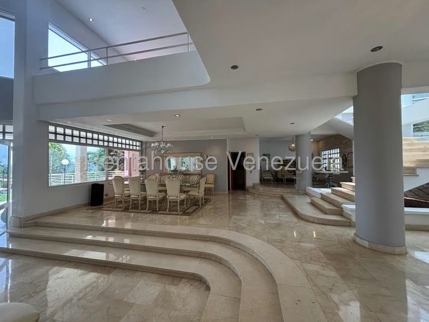 Casa (Duplex) en Venta en Lomas de La Lagunita, Distrito Metropolitano - 12