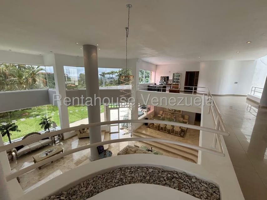 Casa (Duplex) en Venta en Lomas de La Lagunita, Distrito Metropolitano - 31