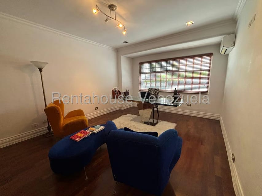 Casa (Duplex) en Venta en Lomas de La Lagunita, Distrito Metropolitano - 38