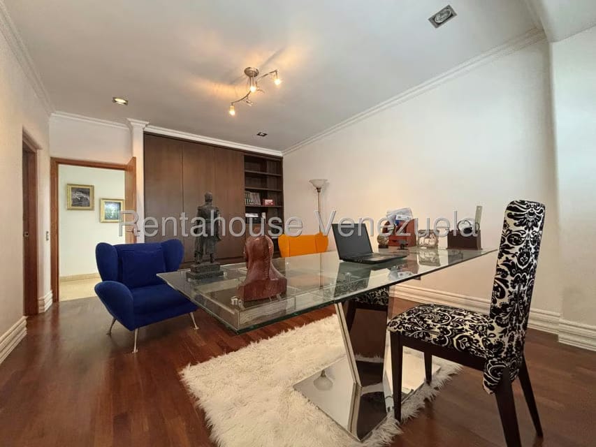 Casa (Duplex) en Venta en Lomas de La Lagunita, Distrito Metropolitano - 39