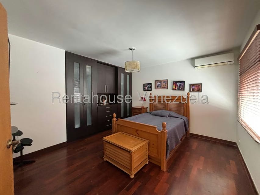 Casa (Duplex) en Venta en Lomas de La Lagunita, Distrito Metropolitano - 59