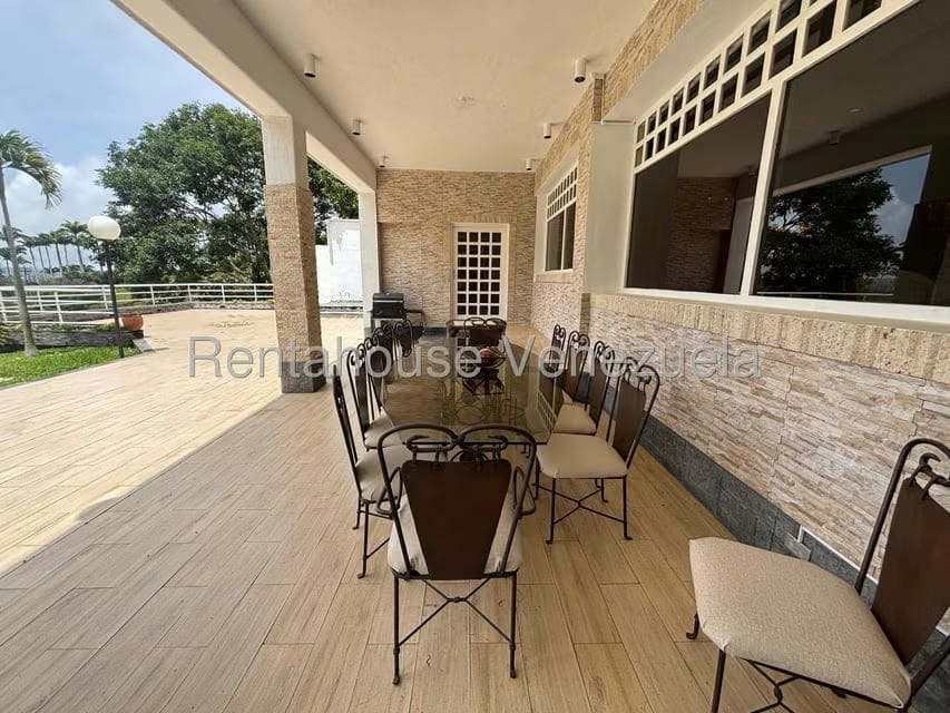 Casa (Duplex) en Venta en Lomas de La Lagunita, Distrito Metropolitano - 71