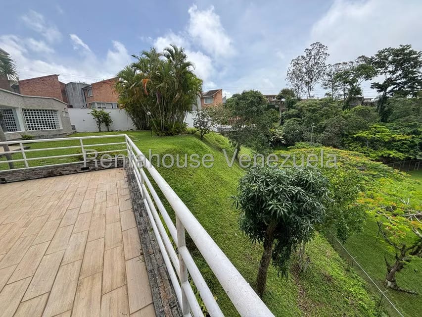 Casa (Duplex) en Venta en Lomas de La Lagunita, Distrito Metropolitano - 72