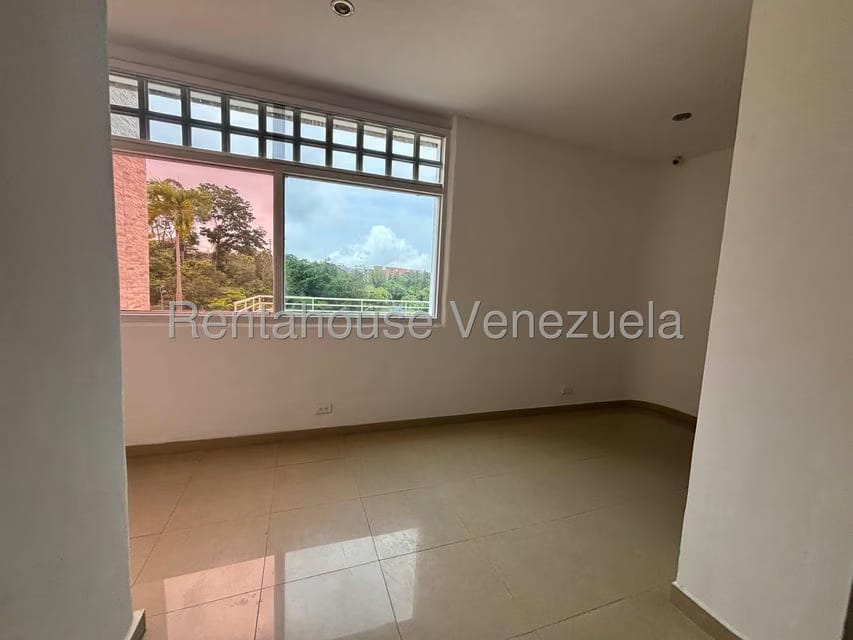 Casa (Duplex) en Venta en Lomas de La Lagunita, Distrito Metropolitano - 82