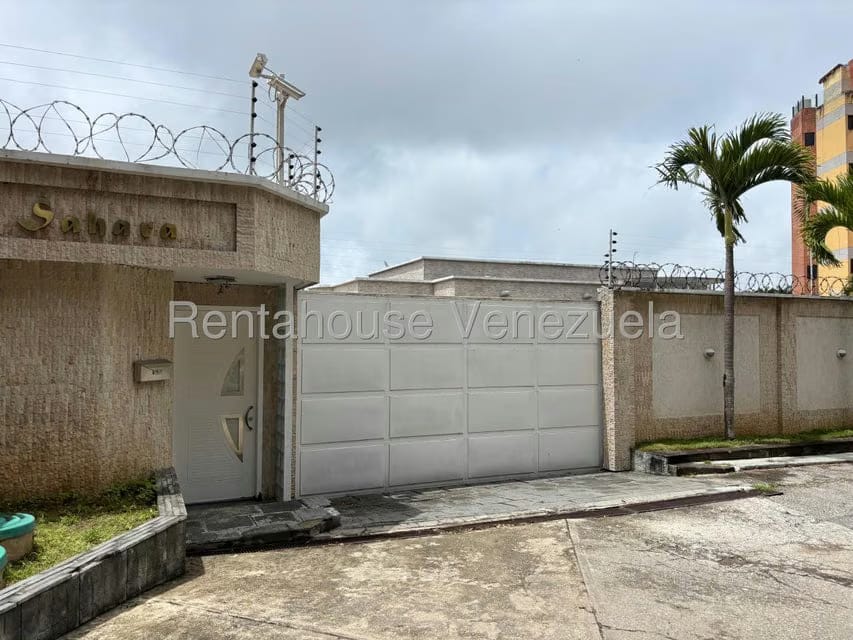 Casa (Duplex) en Venta en Lomas de La Lagunita, Distrito Metropolitano - 86