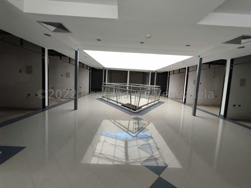 Comercial (Local Comercial) en Venta en Zona Centro, Aragua - 19