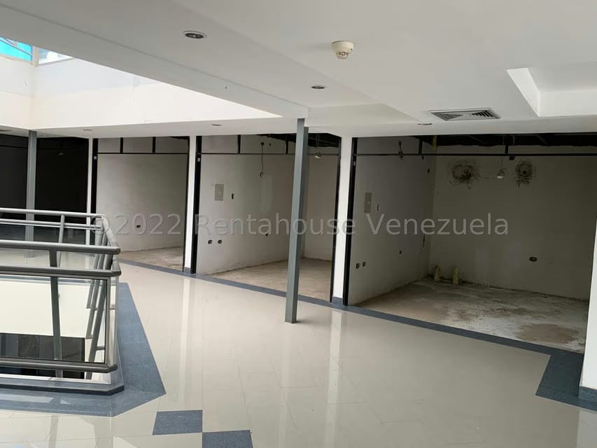 Comercial (Local Comercial) en Venta en Zona Centro, Aragua - 4