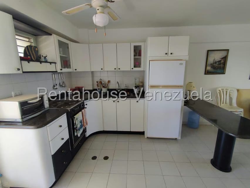 Apartamento (1 Nivel) en Venta en Agua Sal, Miranda - 3